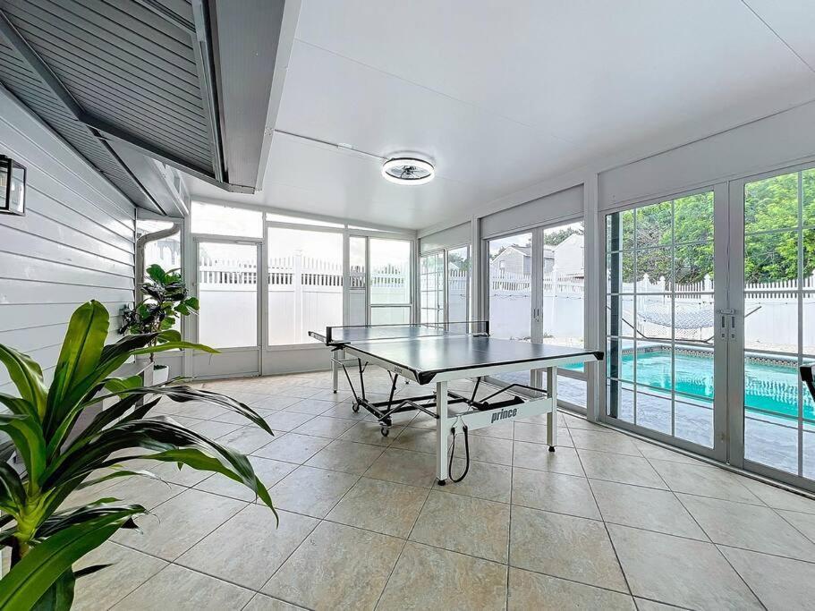 Poolside Paradise Near Siesta Key Beach Sarasota Buitenkant foto